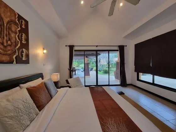 Villa, 4 Yatak Odası, Kişiye Özel Havuzlu