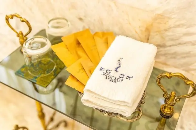 Deluxe Suite (TWO)