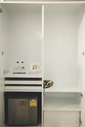 Deluxe Twin Room with Bathtub (FOUR)