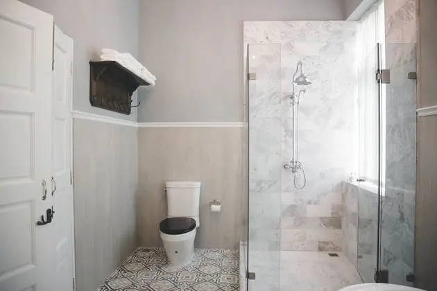 Deluxe Twin Room with Bathtub (FOUR)