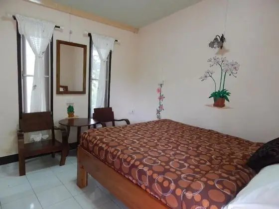 Standard Double Room (Pink)
