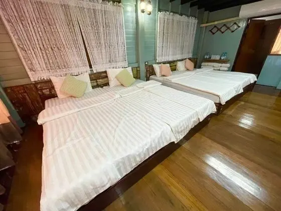 Family Ortak Ranzalı Oda, Birden Çok Yatak, Sigara İçilmez, Veranda