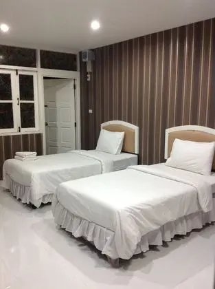 Standard Room 1 or 2 Persons