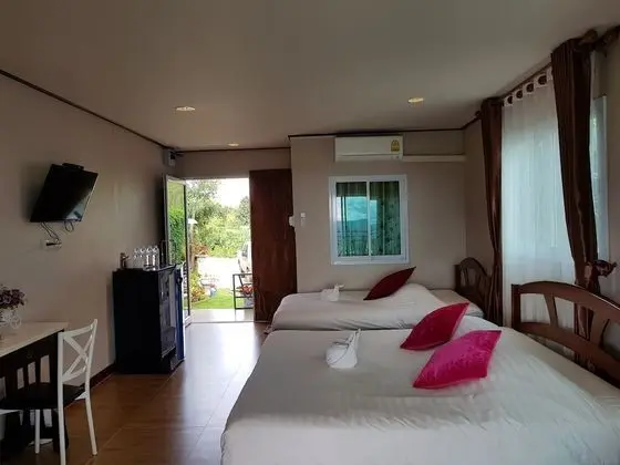Deluxe Tek Büyük Yataklı Oda, Sigara İçilmez, Dağ Manzaralı