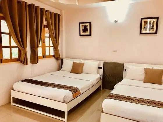 Deluxe Bungalow with Garden View