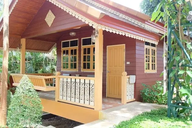 Deluxe Bungalow with Garden View