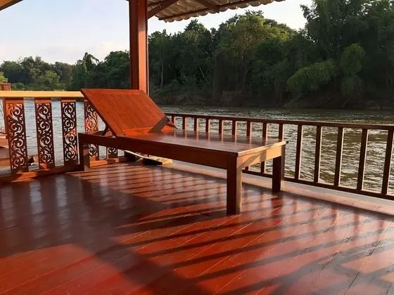Floating Raft Triple Room
