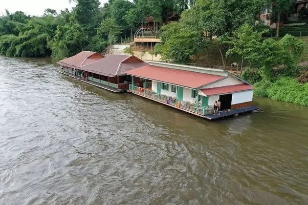 Floating Raft Triple Room
