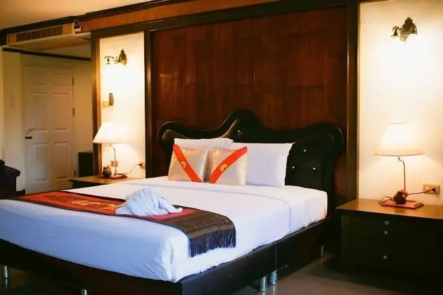 Suite Room with River View
