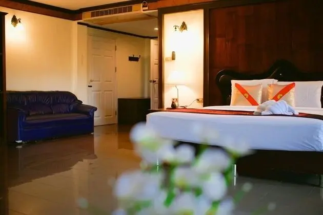 Suite Room with River View