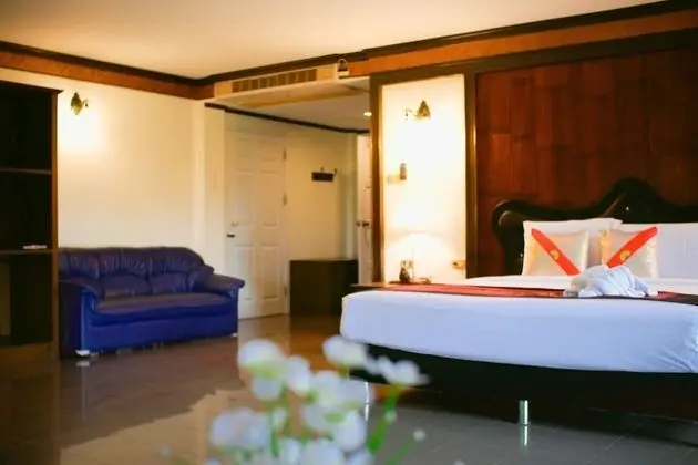 Suite Room with River View