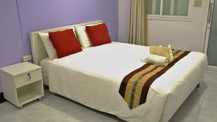 Superior Room (Private Bathroom)