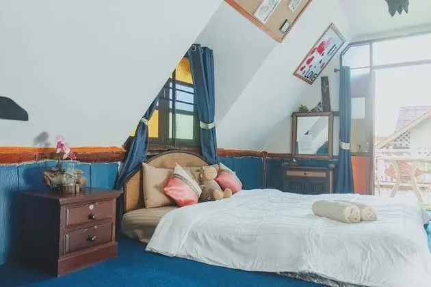 Standard Double Room (Private Bathroom)