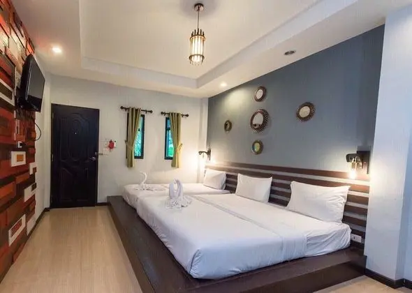 Family Room 1