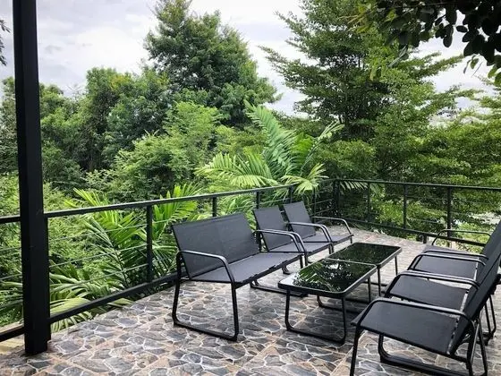 Family Room 3