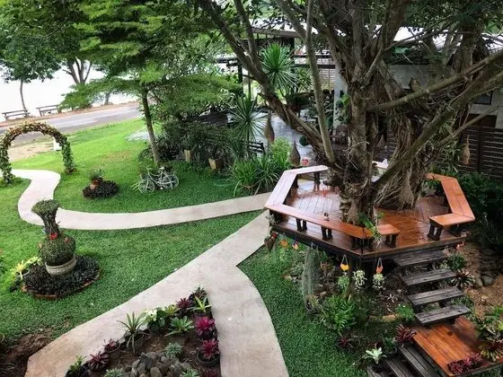 Family Room 3
