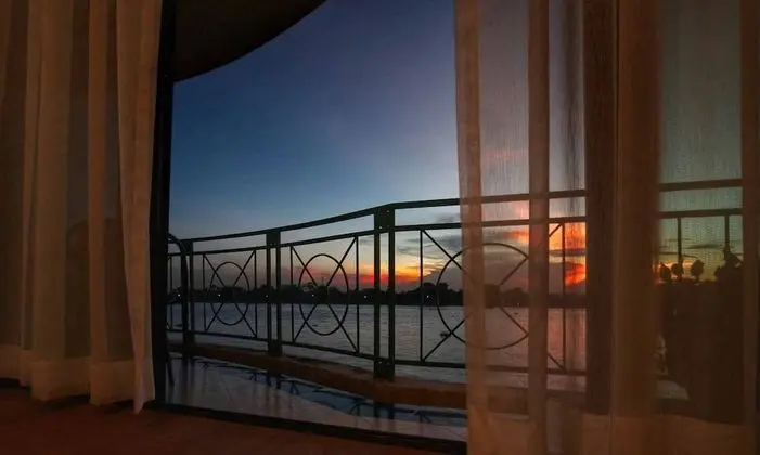 Exclusive Suite with Balcony