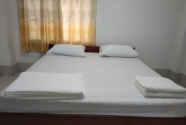 3 Bedrooms Apartment