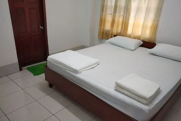3 Bedrooms Apartment