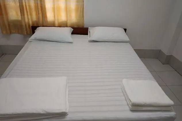 3 Bedrooms Apartment