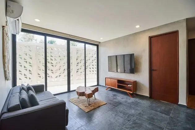 Apart Daire, Birden Çok Yatak Odası (Building with 6 Apartments - 13 Bedrm)