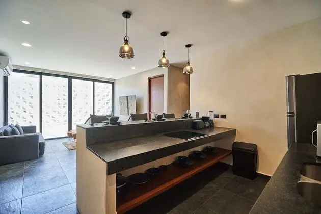 Apart Daire, Birden Çok Yatak Odası (Building with 6 Apartments - 13 Bedrm)