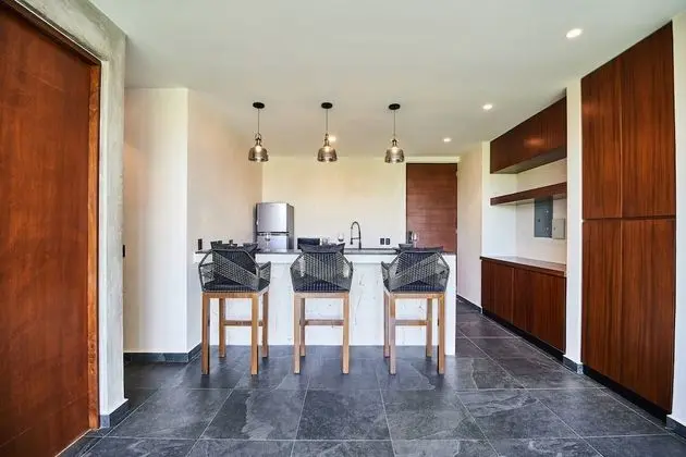 Apart Daire, Birden Çok Yatak Odası (Building with 6 Apartments - 13 Bedrm)