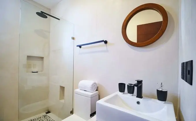 Apart Daire, Birden Çok Yatak Odası (Building with 6 Apartments - 13 Bedrm)