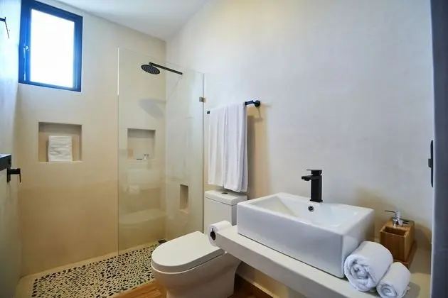 Apart Daire, Birden Çok Yatak Odası (Building with 6 Apartments - 13 Bedrm)