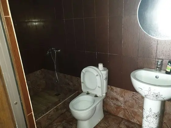 Ortak Ranzalı Oda, Sadece erkekler için, Ortak Banyo (10 Beds)