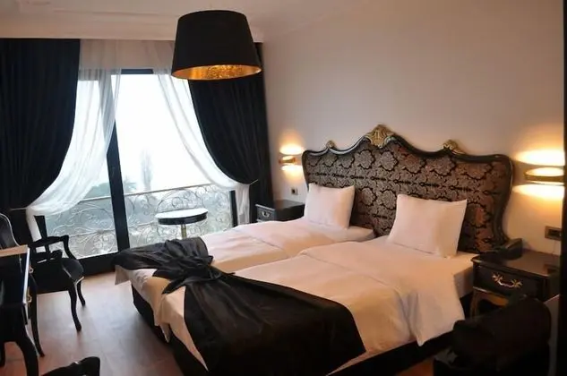 Standard Tek Büyük Yataklı Oda