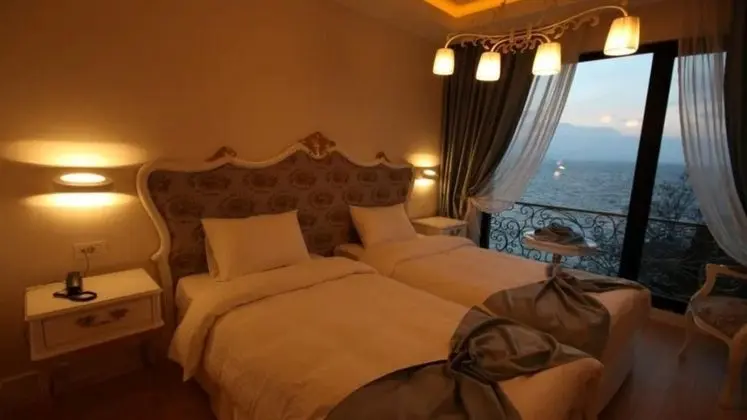 Üç kişilik Oda