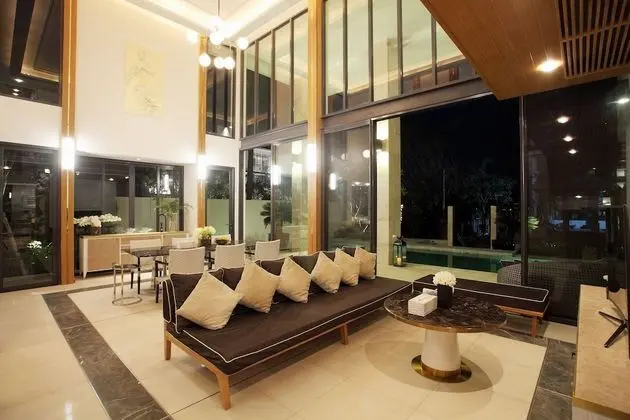 3 Bedroom Luxury Pool Villa