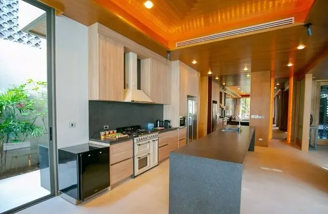 Luxury Villa, 5 Yatak Odası, Kişiye Özel Havuzlu, Denize Sıfır