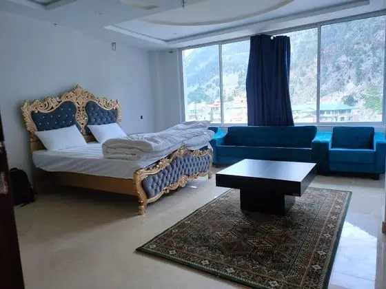 Deluxe Tek Büyük Yataklı Oda