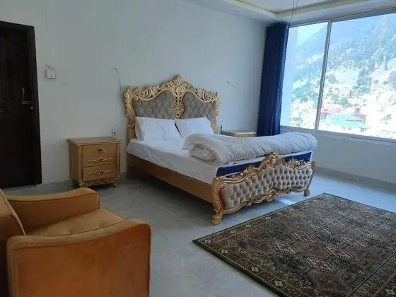 Deluxe Üç Kişilik Oda