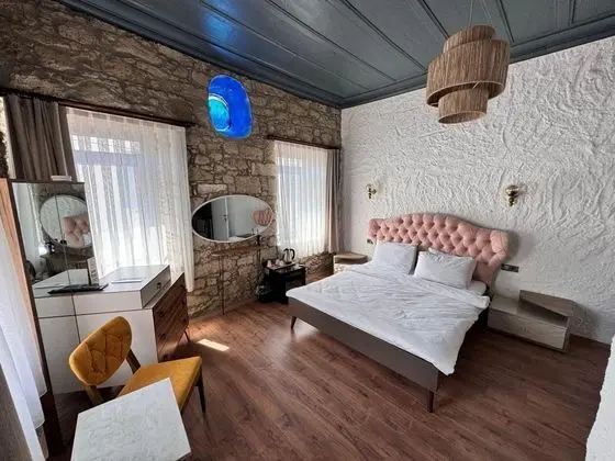 Deluxe Oda, Bahçe veya Sokak Manzaralı, 1. Kat