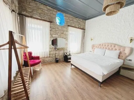 Deluxe Oda, Bahçe veya Sokak Manzaralı, 1. Kat
