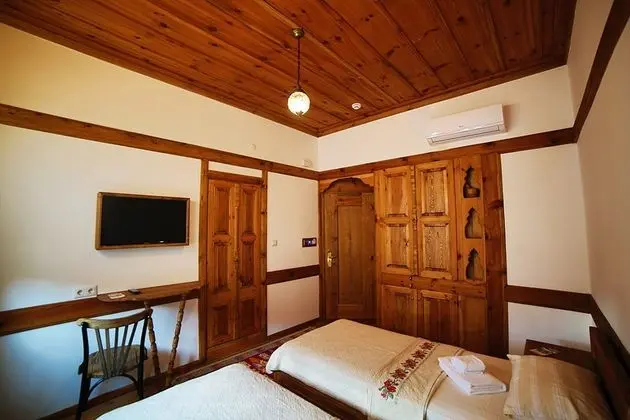 Standart Oda, Bahçe Manzaralı