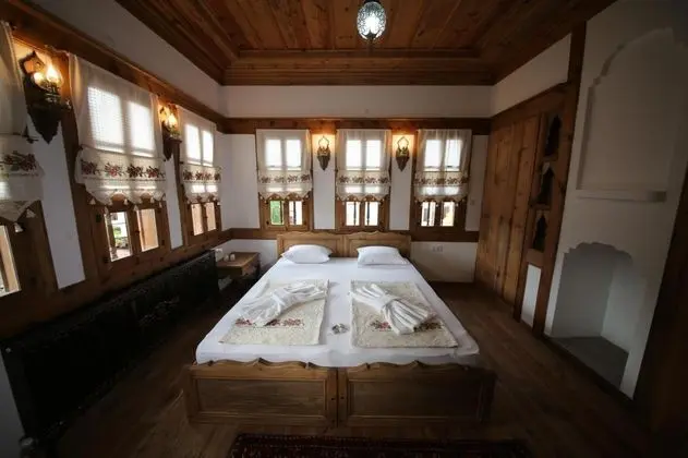 Standart Oda, Bahçe Manzaralı