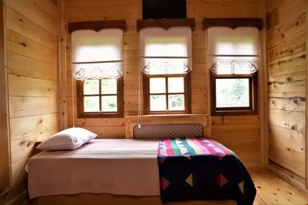 Suit, Özel Banyo, Bahçe Manzaralı