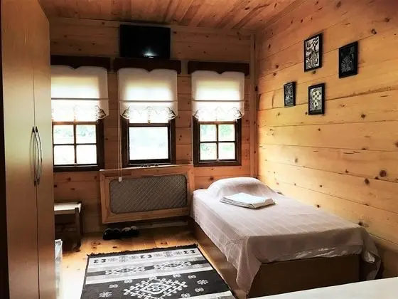 Suit, Özel Banyo, Bahçe Manzaralı
