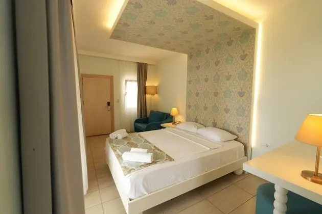 Love Suite