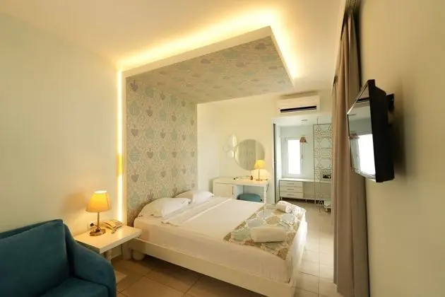 Love Suite
