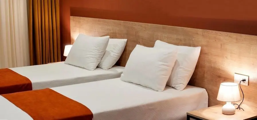 Deluxe Tek Büyük veya İki Ayrı Yataklı Oda
