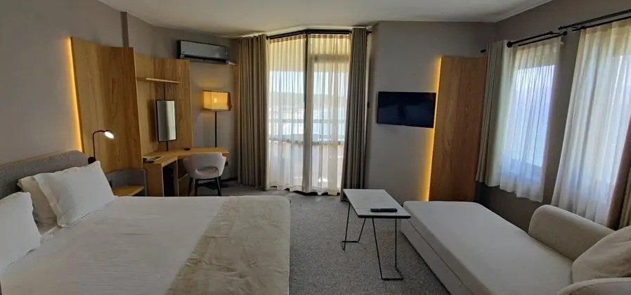 https://images.etstur.com/files/images/hotelImages/TR/50512/l/Babaylon-Hotel-Oda-377952.jpg