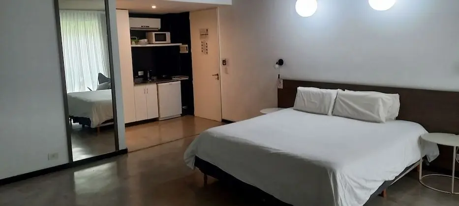Standard Apart Daire, Şehir Manzaralı