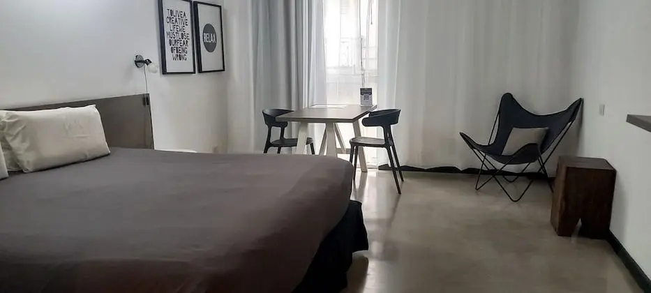 Standard Apart Daire, Şehir Manzaralı