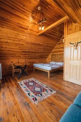 Bungalow,Göl Manzaralı,Balkonlu