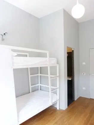 Ortak Ranzalı Oda, Sadece kadınlar için (6 Pax)